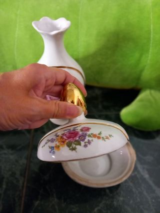 Juego de tocador de porcelana antiguo 