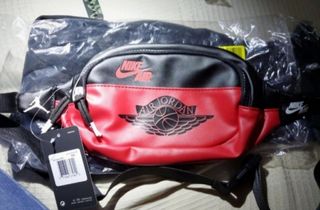 Nike air Jordan riñonera