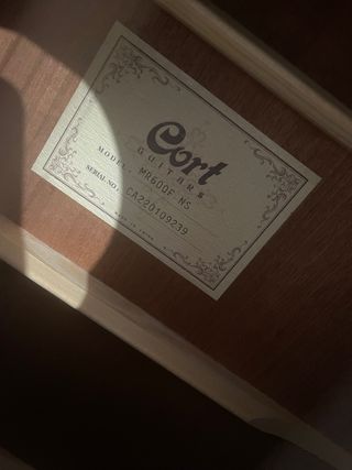 Guitarra Acustica CORT