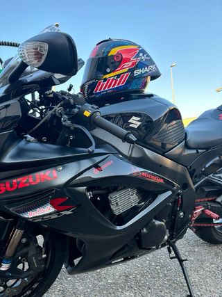 Suzuki gsxr 750 Black edition 34.000 Km