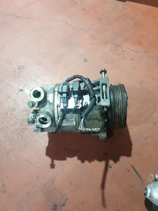 Alternador, arranque, compresor y bomba Volvo v70