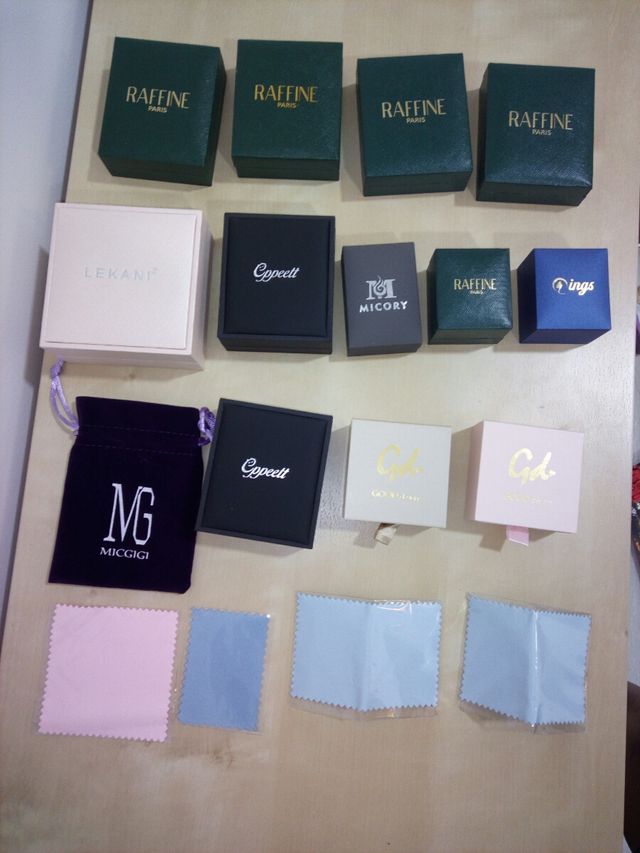 12 cajas joyeria variadas