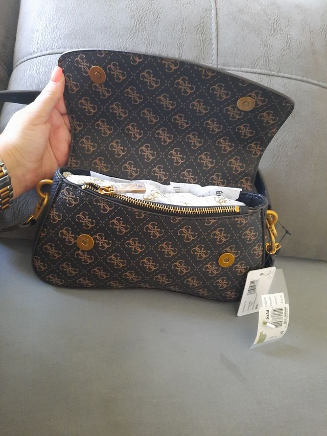 Bolso Guess sin estrenar