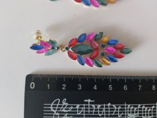PENDIENTES DE FIESTA LARGOS DE COLORES