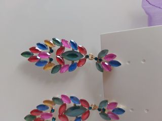 PENDIENTES DE FIESTA LARGOS DE COLORES