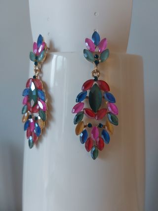 PENDIENTES DE FIESTA LARGOS DE COLORES