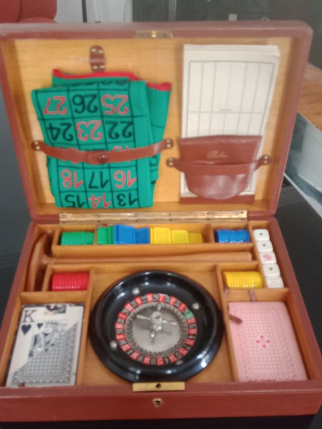 Maletín poker y ruleta vintage