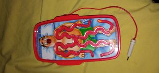 Juego estilo "Operación"