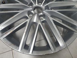 UNA SÓLA llanta Seat Ateca 18" original