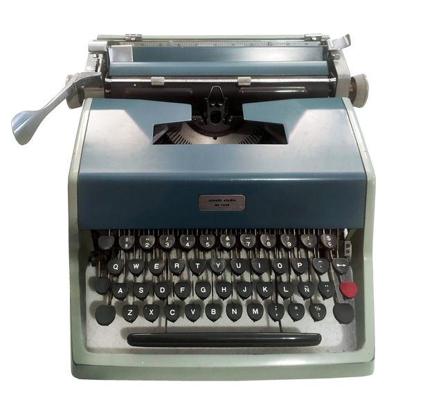 MAQUINA ESCRIBIR OLIVETTI STUDIO DE LUXE