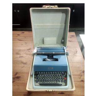 MAQUINA ESCRIBIR OLIVETTI STUDIO DE LUXE