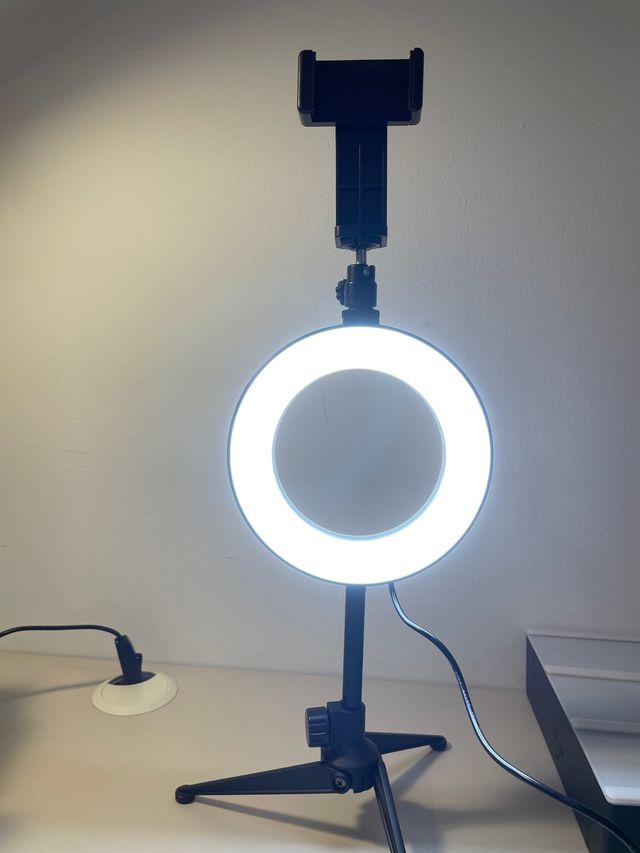 Detalle comunión: aro de luz