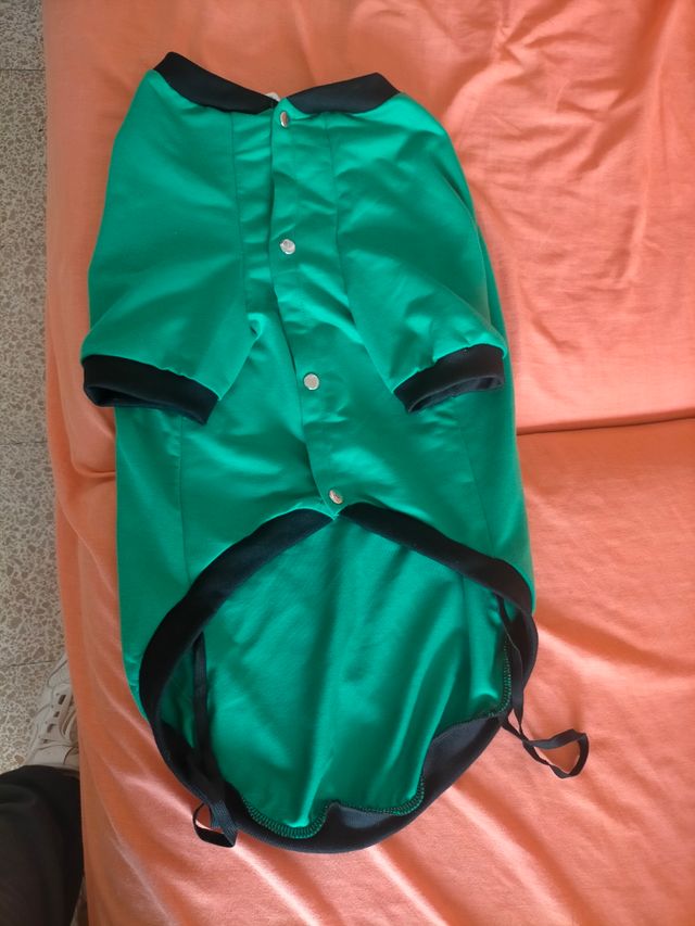 Abrigo verde perro mediano 60/65cm