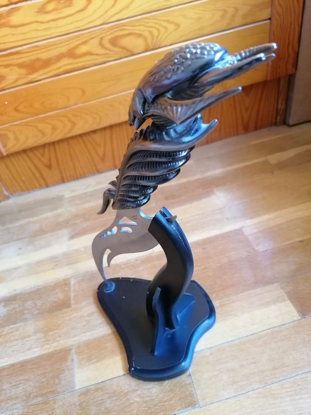 Cuchillo decoración alien