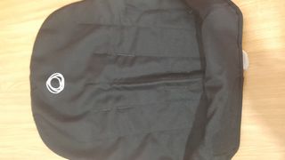 Funda protectora silla bugaboo color negro.