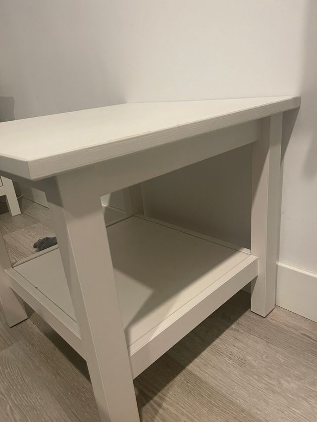 Mesa auxiliar Hemnes Ikea