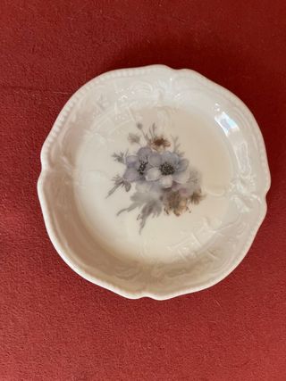 3 PICCOLI PIATTI IN PORCELLANA. ROSENTHAL GERMANIA