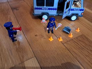 Camión policia playmobil