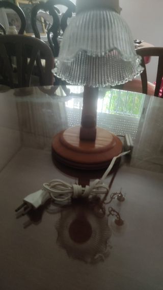 Lámpara para mesita de noche