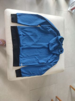 Chaqueta chándal Adidas azul. Talla S