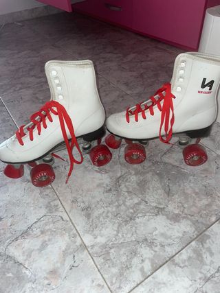 Patines  4 ruedas talla 38