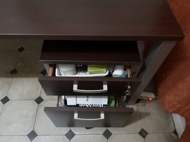 Mesa de despacho con book de cajones