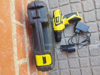 Atornillador taladro pequeño