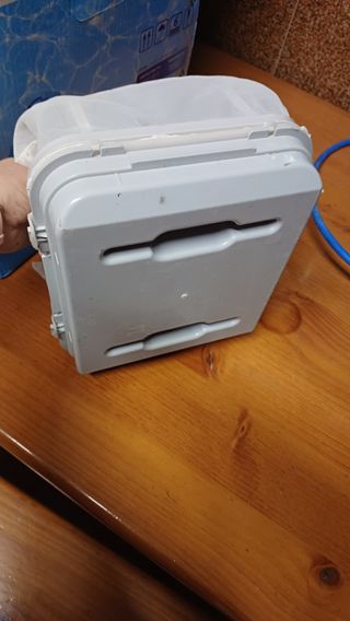 Robot limpiafondo para piscinas