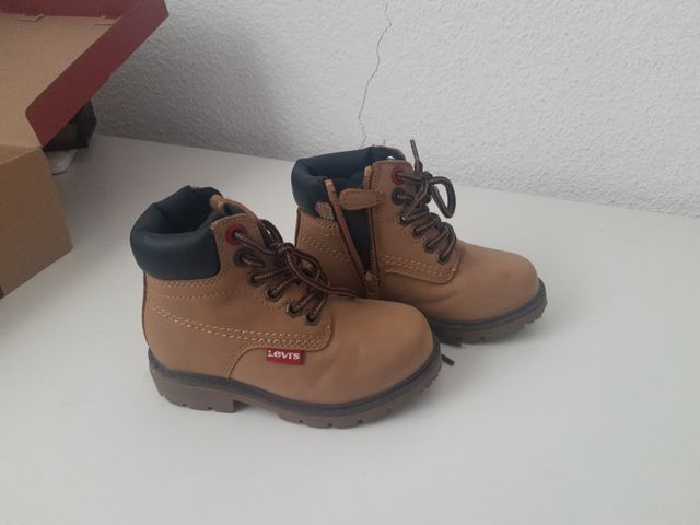 Botas Levis