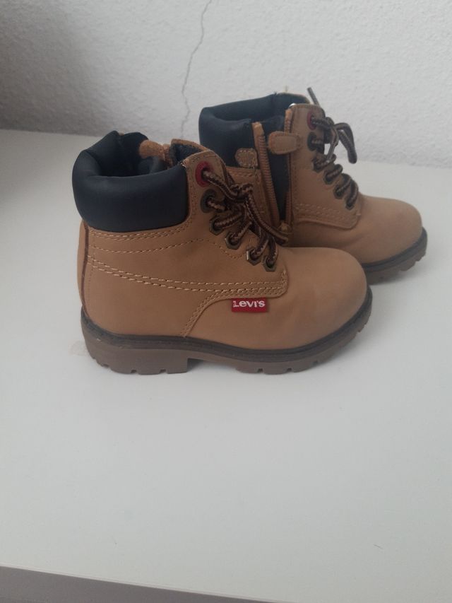 Botas Levis