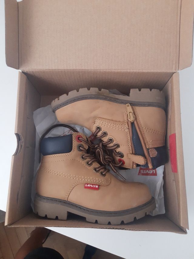 Botas Levis
