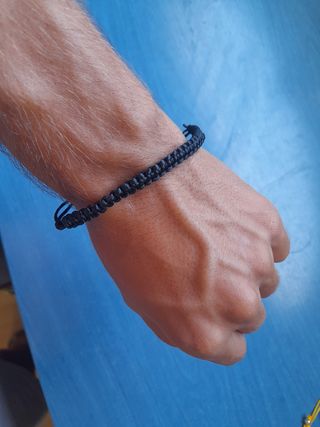 Pulseras hechas a mano