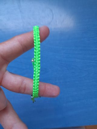 Pulseras hechas a mano