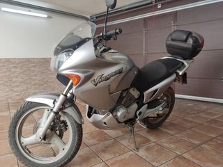 Moto honda Varadero 125cc