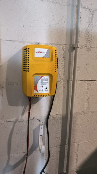 Apilador LINDE L14 de 1400 Kg y 4,6m de elevación