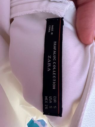 Mono vestido zara con abertura blanco