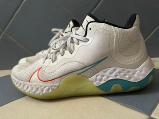 Botas baloncesto Nike performance. Talla 44