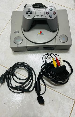 Play Station 1 (PS1)