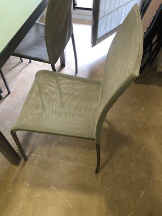 Mesa de cocina de cristal extensible con 4 sillas