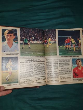 Libros y dvd historia viva Ral Madrid