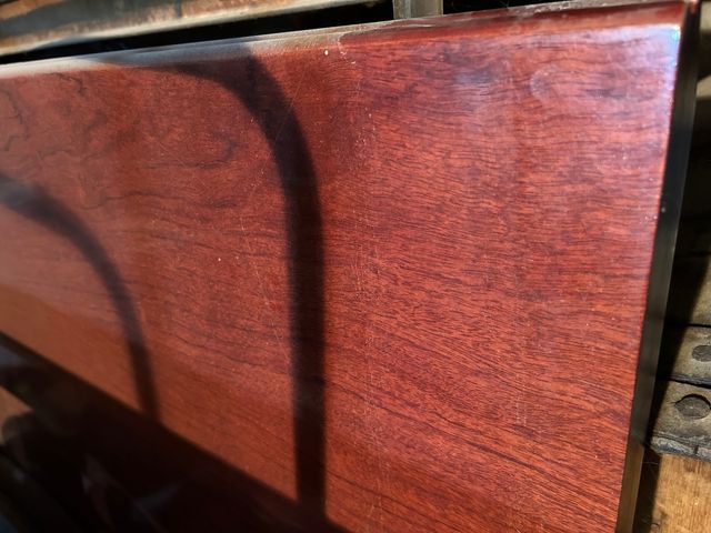 mesa de reuniones con 14 sillas