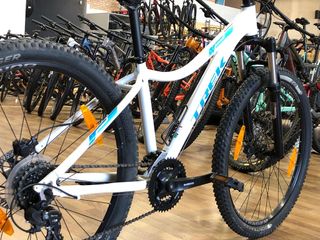 Trek Skye S 2018 / Talla 15.5" / 27.5"