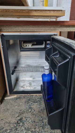 Nevera de autocaravana ( compresor) 12v