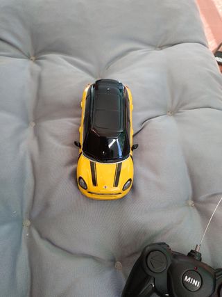 coche mini teledirigido