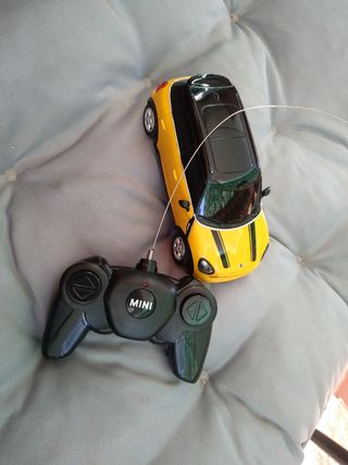 coche mini teledirigido