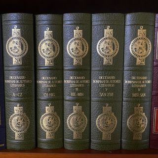 LIBROS TEMATICOS LAROUSSE