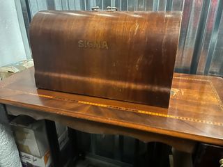 Maquina de coser Sigma antigua