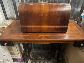 Maquina de coser Sigma antigua
