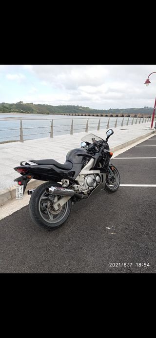 Se vende ZZR 600