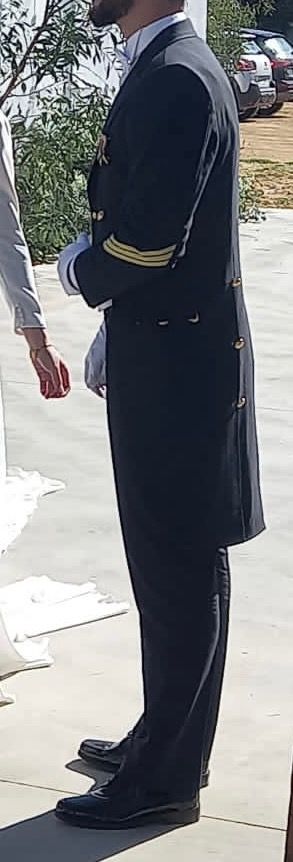 Traje de novio militar